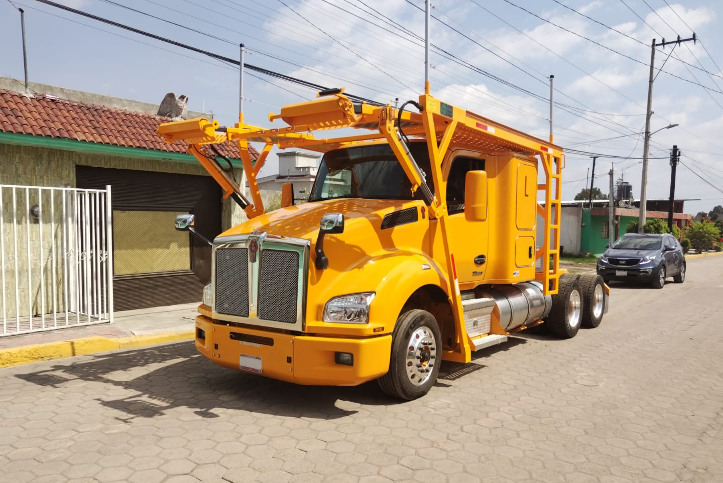 Madrina TRansporte vehicular amarilla 5